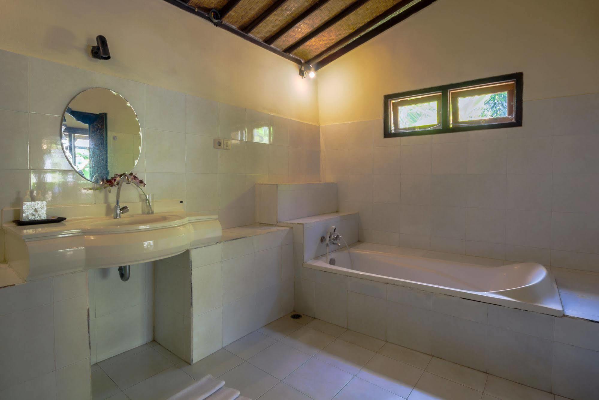 Loka Pala Villa Ubud Exterior foto